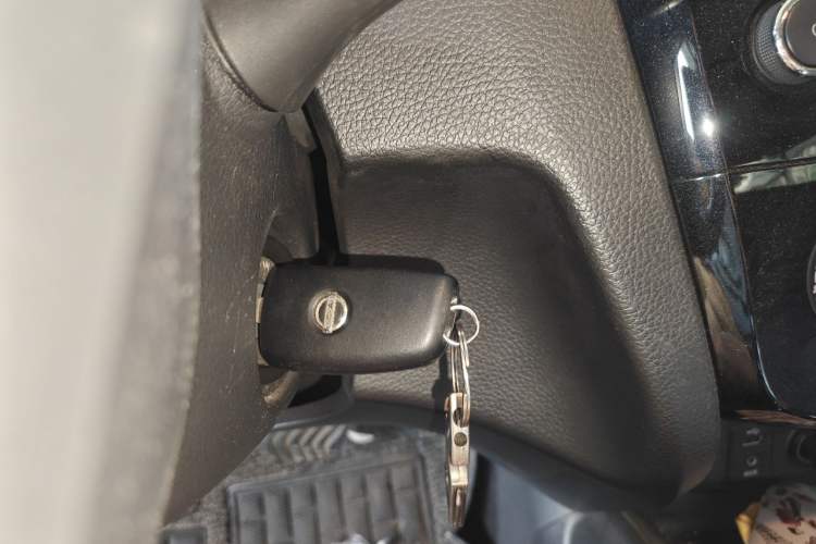 Used Nissan Qashqai 2017 2.0L CVT Smart Enjoyment Version China V Standard Vehicle Key