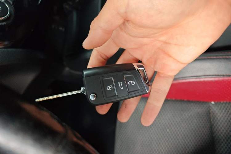 Used Nissan Qashqai 2017 2.0L CVT Smart Enjoyment Version China V Standard Vehicle Key