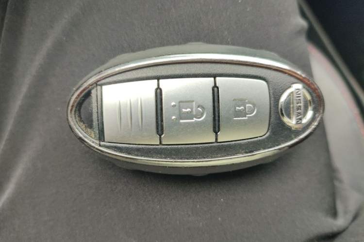 Used Nissan Qashqai 2017 2.0L CVT Luxury Edition China V Standard Vehicle Key
