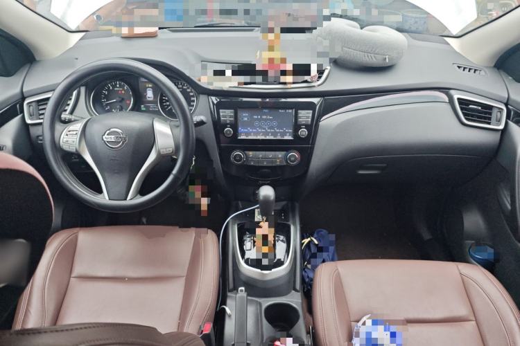 Used Nissan Qashqai 2017 2.0L CVT Elite Edition China V Standard Center Console