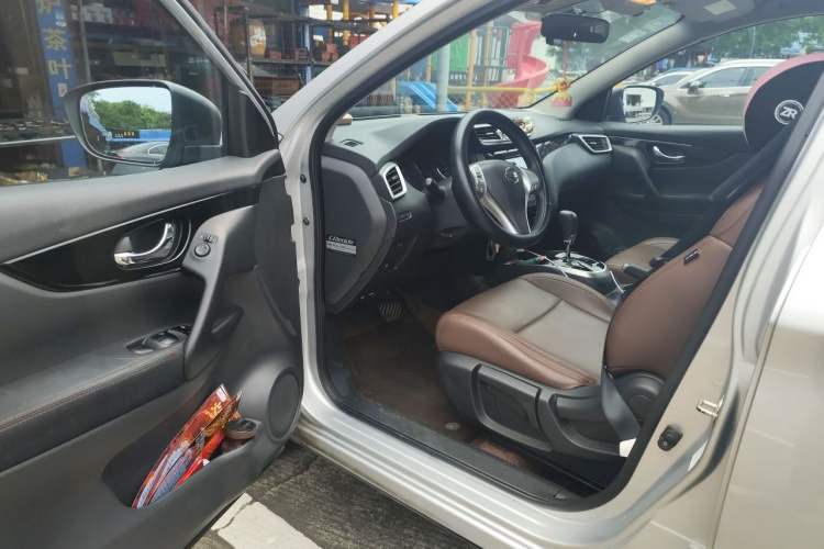 Used Nissan Qashqai 2017 2.0L CVT Elite Edition China V Standard Driver Seat