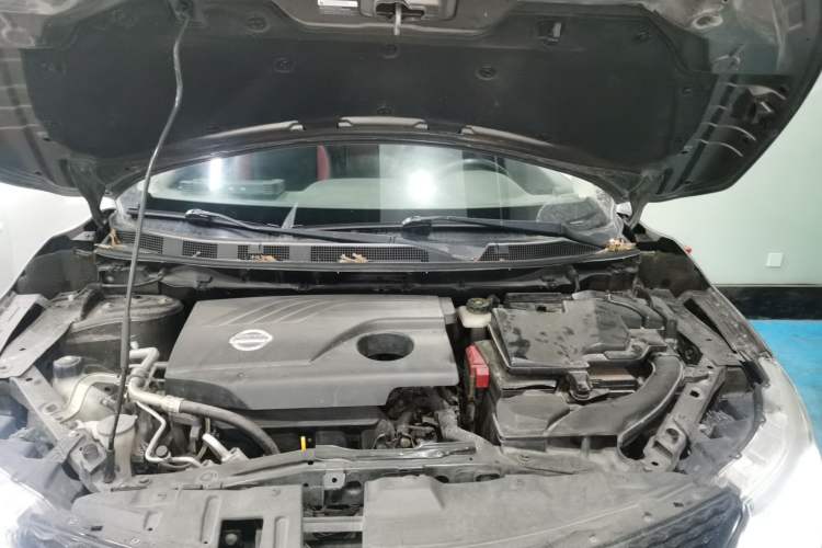 Used Nissan Qashqai 2017 2.0L CVT Smart Enjoyment Version China V Standard Engine Bay