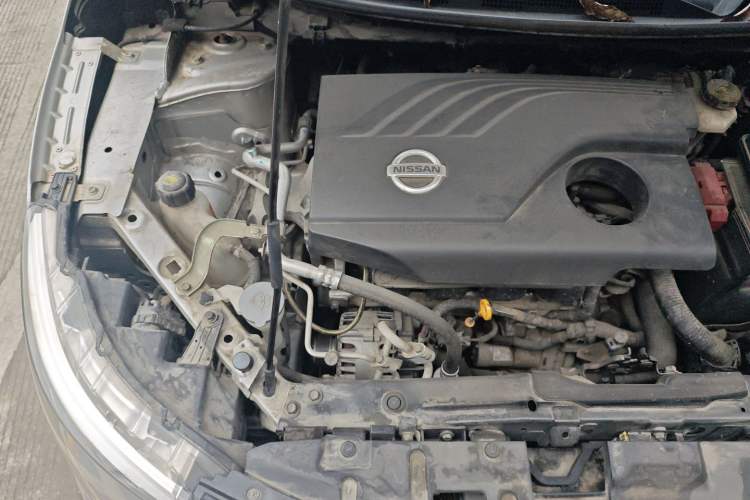 Used Nissan Qashqai 2017 2.0L CVT Elite Edition China V Standard Engine Bay Right