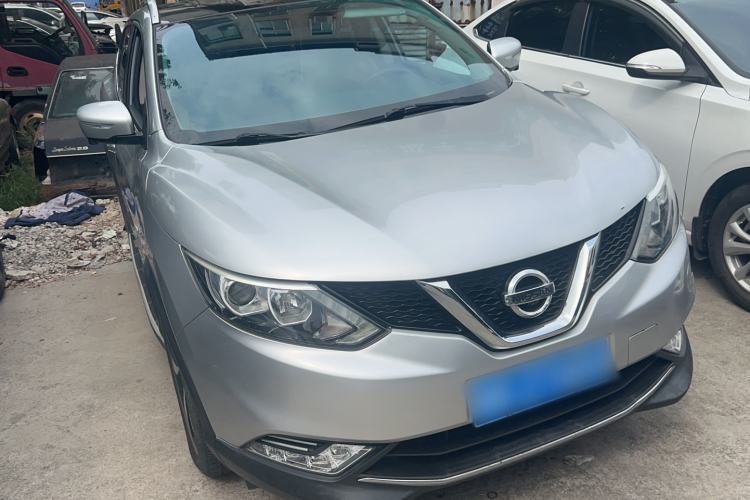 Used Nissan Qashqai 2017 2.0L CVT Luxury Edition China V Standard Exterior 3