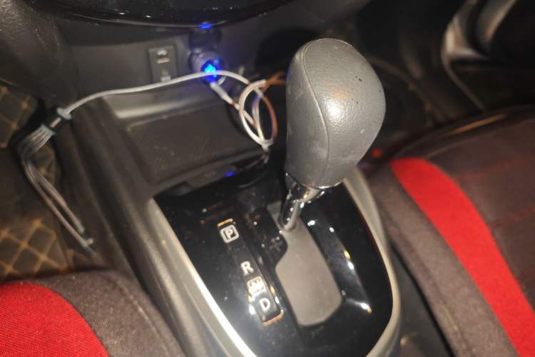 Used Nissan Qashqai 2017 2.0L CVT Elite Edition China V Standard Gear Lever