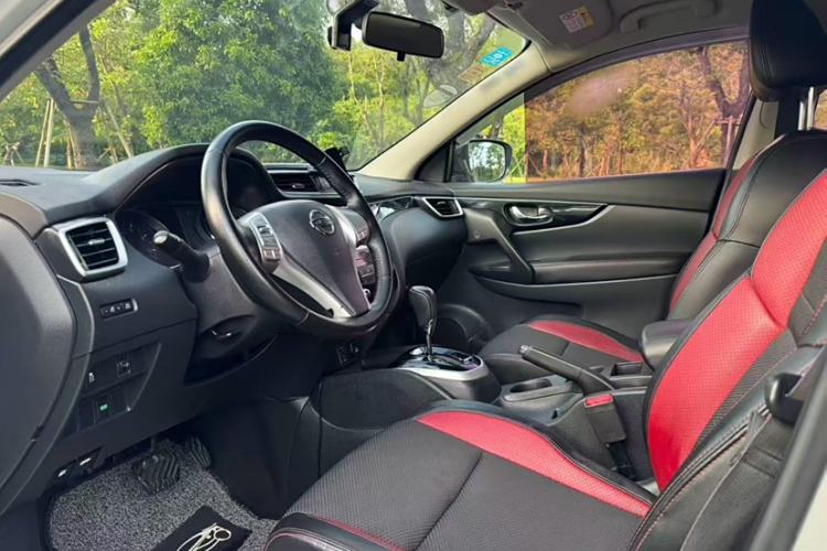 Used Nissan Qashqai 2017 2.0L CVT Smart Enjoyment Version China V Standard Interior 2