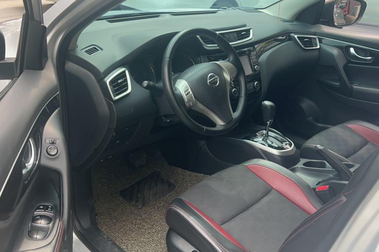 Used Nissan Qashqai 2017 2.0L CVT Luxury Edition China V Standard Interior 2