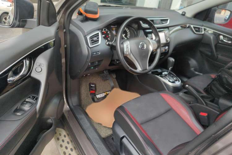 Used Nissan Qashqai 2017 2.0L CVT Smart Enjoyment Version China V Standard Interior 3