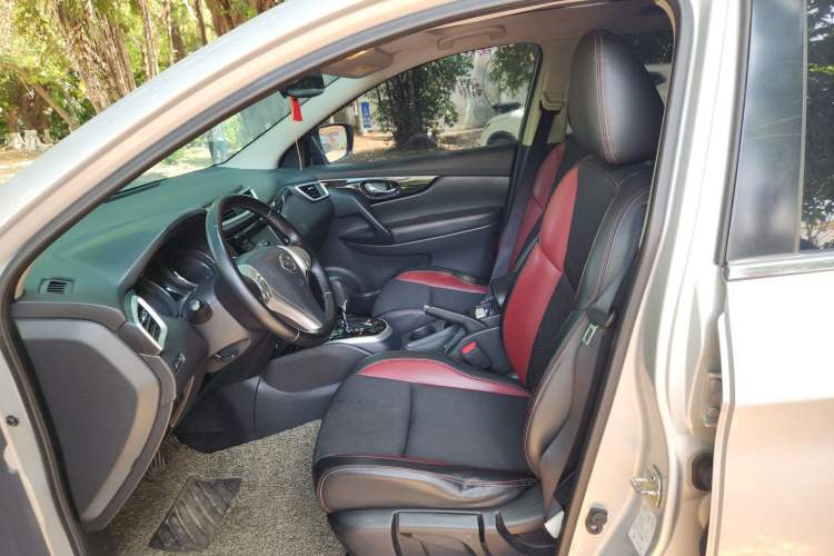 Used Nissan Qashqai 2017 2.0L CVT Luxury Edition China V Standard Left Front Seat