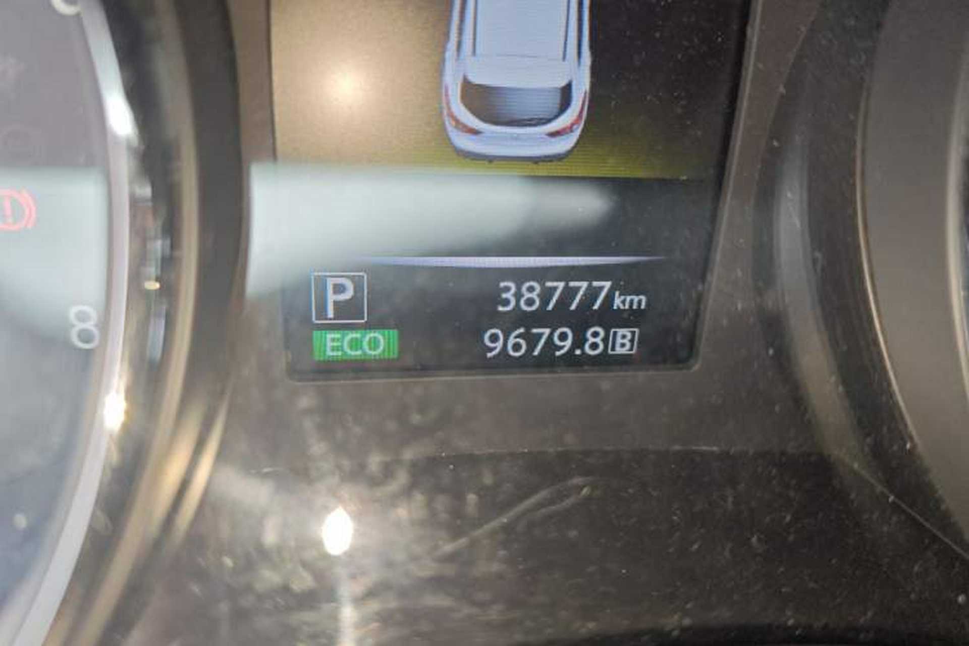 Used Nissan Qashqai 2017 2.0L CVT Elite Edition China V Standard Odometer Close Up