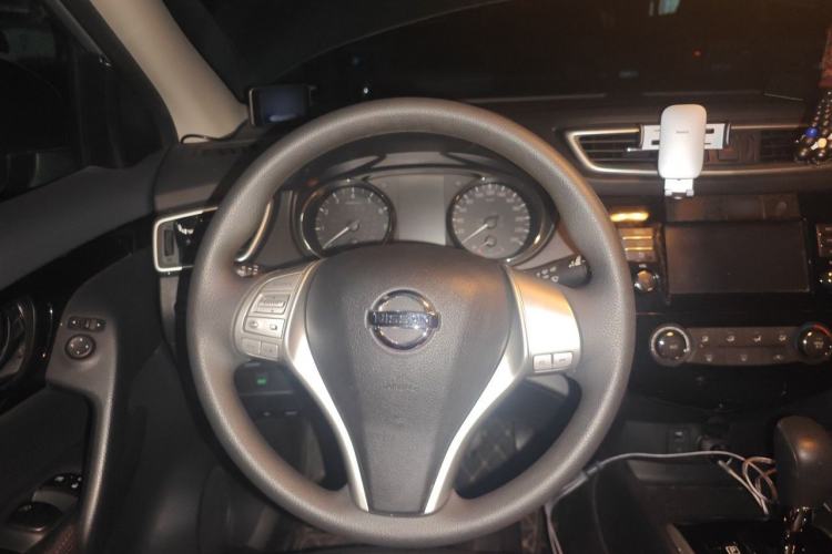 Used Nissan Qashqai 2017 2.0L CVT Elite Edition China V Standard Steering Wheel
