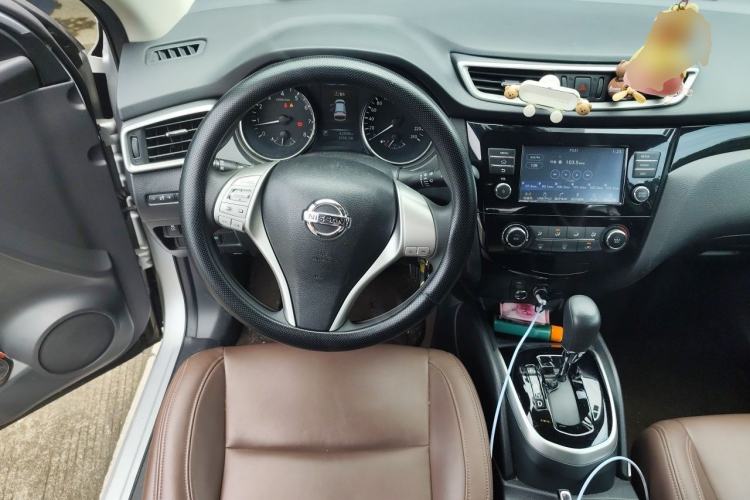 Used Nissan Qashqai 2017 2.0L CVT Elite Edition China V Standard Steering Wheel
