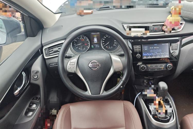 Used Nissan Qashqai 2017 2.0L CVT Elite Edition China V Standard Steering Wheel