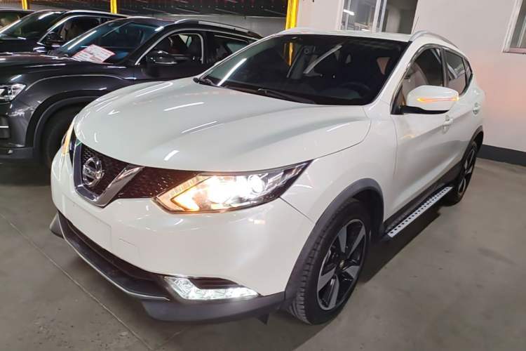 Used Nissan Qashqai 2017 2.0L CVT Smart Enjoyment Version China V Standard Guazi used car, China used car export, Used car for sale, Used cars, Cheapest cars for sale