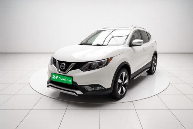 Ojetý Nissan Qashqai 2017 2.0L CVT Smart Enjoyment Version China V Standard