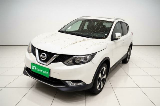 Ojetý Nissan Qashqai 2017 2.0L CVT Luxury Edition China V Standard