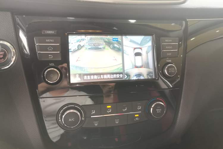 Used Nissan Qashqai 2017 2.0L CVT Luxury Edition China V Standard Audio And AC Panel