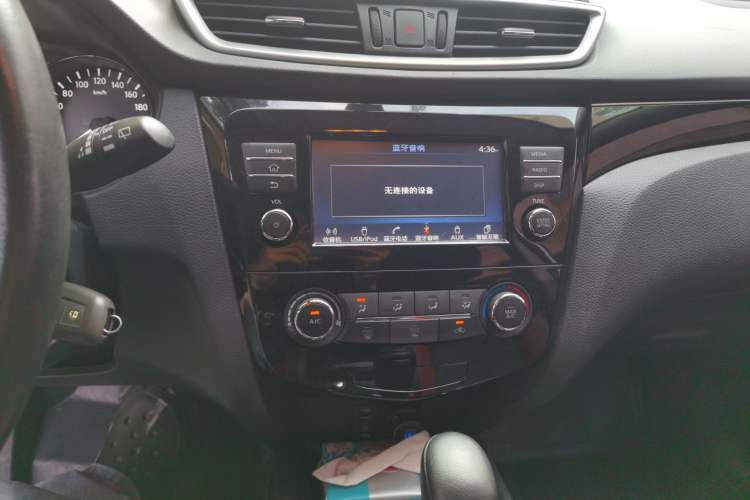 Used Nissan Qashqai 2017 2.0L CVT Smart Enjoyment Version China VI Standard Audio And AC Panel
