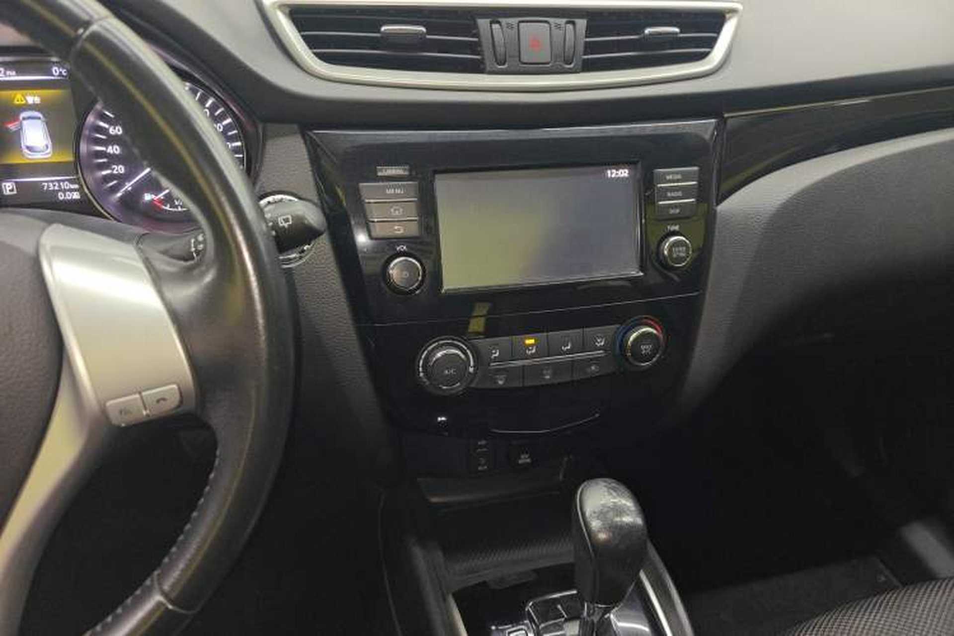 Used Nissan Qashqai 2017 2.0L CVT Luxury Edition China V Standard Audio And AC Panel