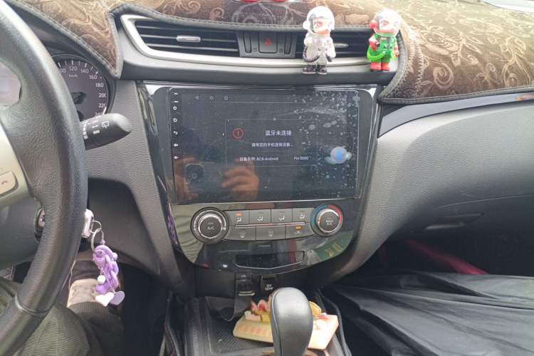 Used Nissan Qashqai 2017 2.0L CVT Smart Enjoyment Version China V Standard Audio And AC Panel