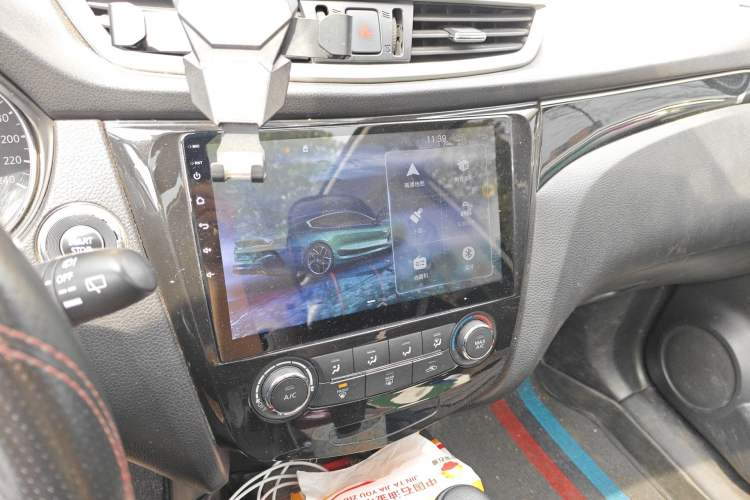 Used Nissan Qashqai 2017 2.0L CVT Luxury Edition China V Standard Audio And AC Panel