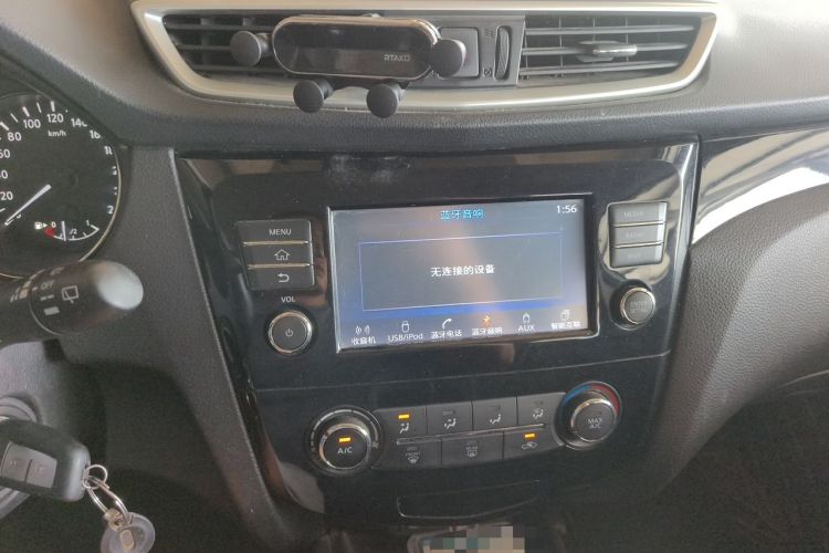 Used Nissan Qashqai 2017 2.0L CVT Elite Edition China V Standard Audio And AC Panel