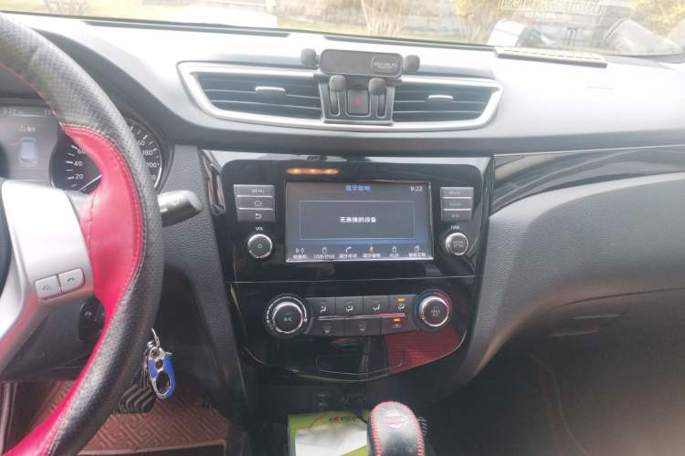 Used Nissan Qashqai 2017 2.0L CVT Smart Enjoyment Version China V Standard Audio And AC Panel