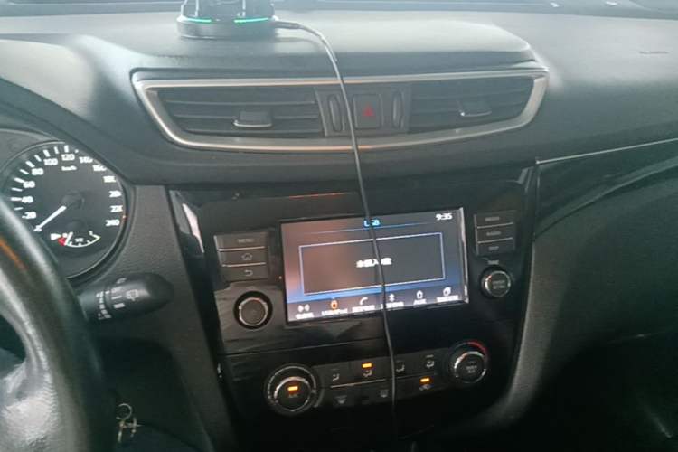 Used Nissan Qashqai 2017 2.0L CVT Smart Enjoyment Version China V Standard Audio And AC Panel