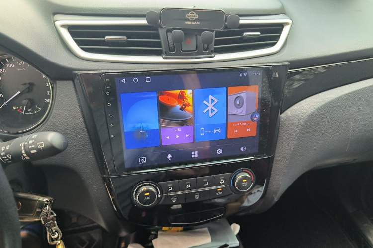 Used Nissan Qashqai 2017 2.0L CVT Smart Enjoyment Version China VI Standard Audio And AC Panel