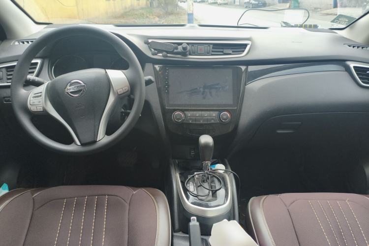 Used Nissan Qashqai 2017 2.0L CVT Elite Edition China V Standard Center Console