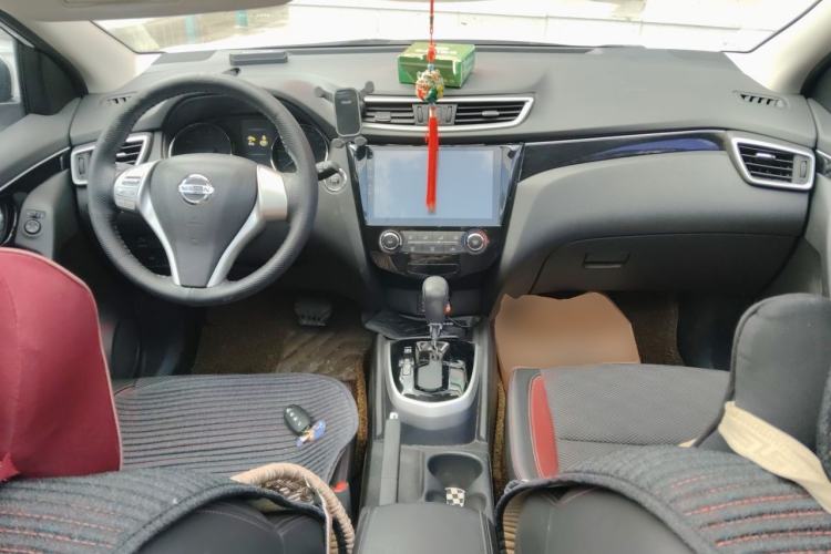 Used Nissan Qashqai 2017 2.0L CVT Luxury Edition China V Standard Center Console