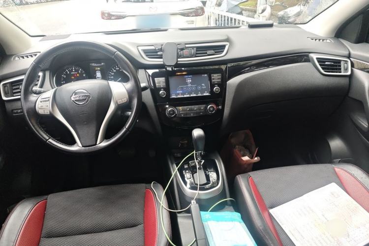 Used Nissan Qashqai 2017 2.0L CVT Smart Enjoyment Version China V Standard Center Console