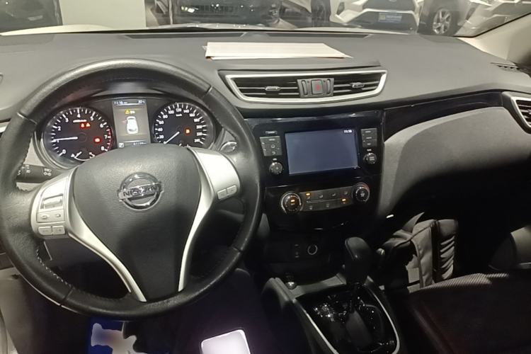 Used Nissan Qashqai 2017 2.0L CVT Luxury Edition China V Standard Center Console