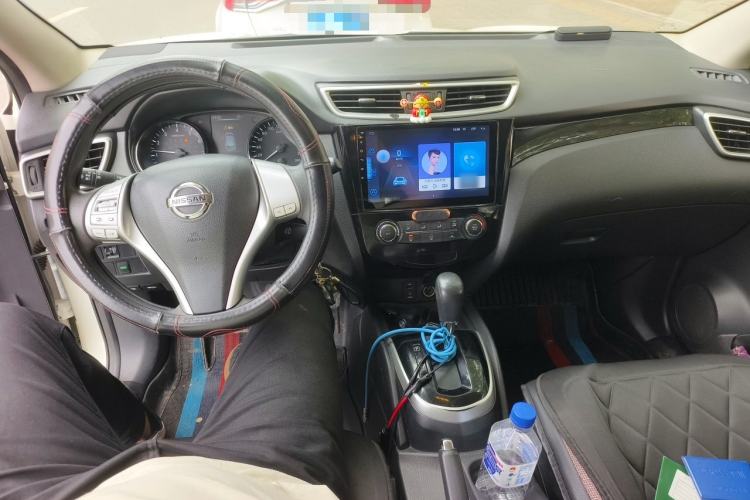 Used Nissan Qashqai 2017 2.0L CVT Elite Edition China V Standard Center Console