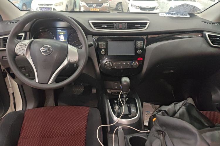 Used Nissan Qashqai 2017 2.0L CVT Elite Edition China V Standard Center Console
