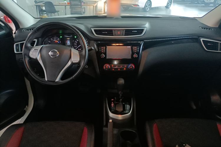 Used Nissan Qashqai 2017 2.0L CVT Smart Enjoyment Version China V Standard Center Console