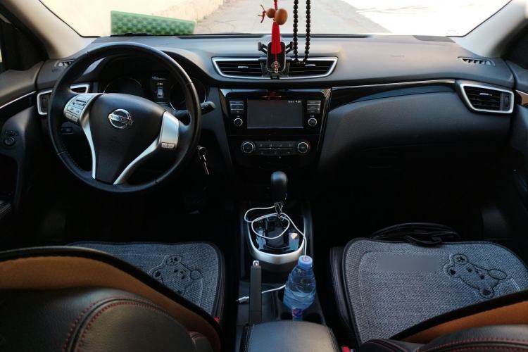 Used Nissan Qashqai 2017 2.0L CVT Smart Enjoyment Version China V Standard Center Console