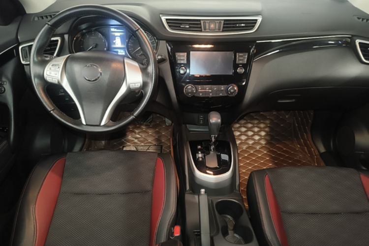 Used Nissan Qashqai 2017 2.0L CVT Smart Enjoyment Version China V Standard Center Console