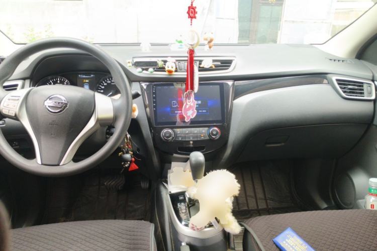 Used Nissan Qashqai 2017 2.0L CVT Elite Edition China V Standard Center Console