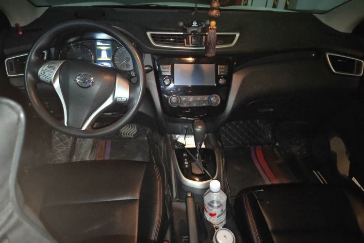Used Nissan Qashqai 2017 2.0L CVT Elite Edition China V Standard Center Console
