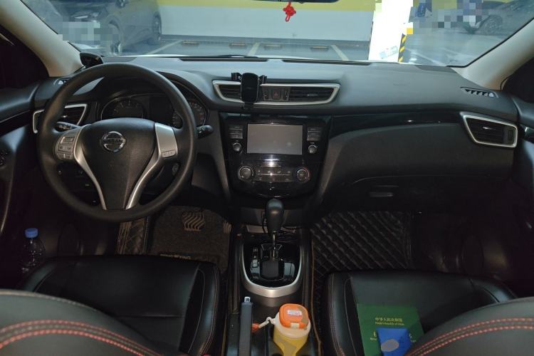 Used Nissan Qashqai 2017 2.0L CVT Elite Edition China V Standard Center Console
