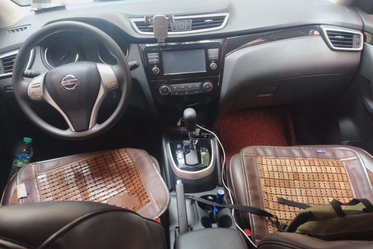Used Nissan Qashqai 2017 2.0L CVT Elite Edition China V Standard Center Console