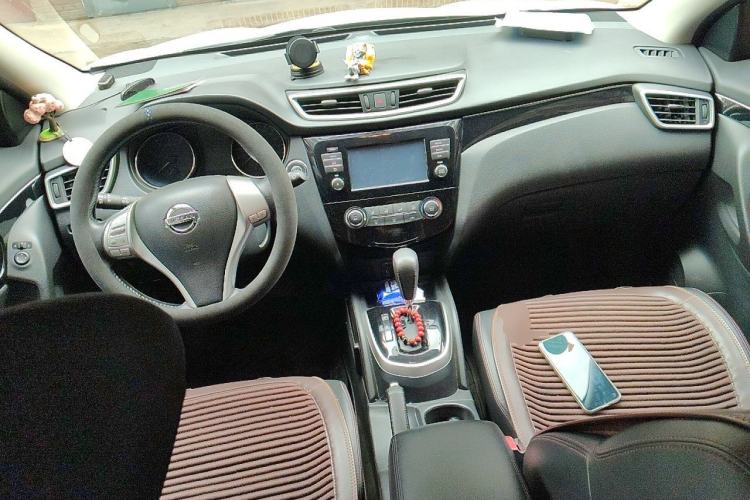 Used Nissan Qashqai 2017 2.0L CVT Luxury Edition China V Standard Center Console