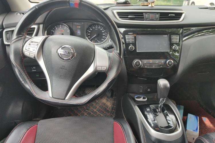 Used Nissan Qashqai 2017 2.0L CVT Luxury Edition China V Standard Center Console