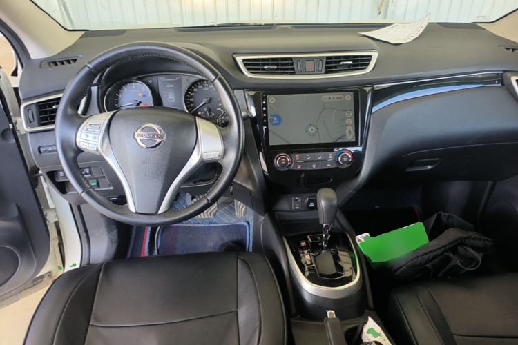 Used Nissan Qashqai 2017 2.0L CVT Smart Enjoyment Version China V Standard Center Console