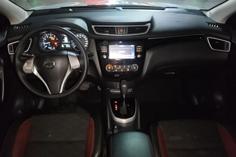 Used Nissan Qashqai 2017 2.0L CVT Smart Enjoyment Version China V Standard Center Console