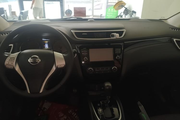 Used Nissan Qashqai 2017 2.0L CVT Luxury Edition China V Standard Center Console