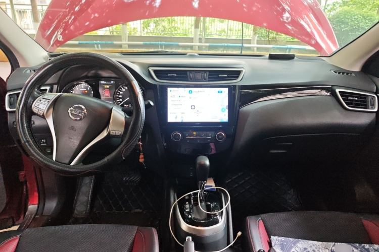 Used Nissan Qashqai 2017 2.0L CVT Smart Enjoyment Version China VI Standard Center Console