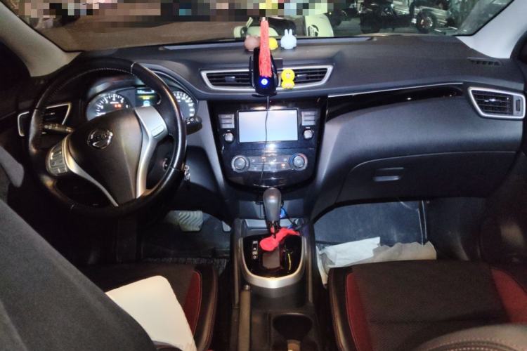 Used Nissan Qashqai 2017 2.0L CVT Smart Enjoyment Version China V Standard Center Console