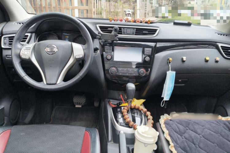 Used Nissan Qashqai 2017 2.0L CVT Luxury Edition China V Standard Center Console